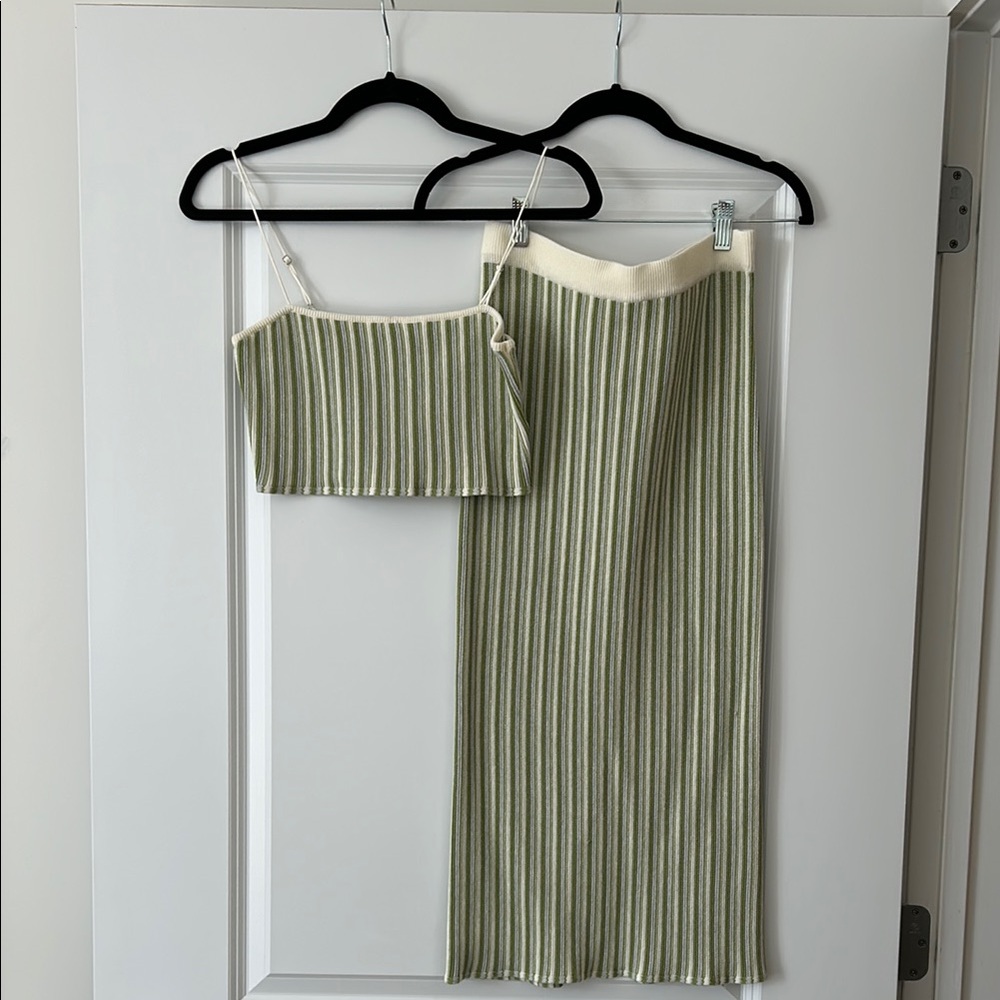 yllw 2 Piece Set Midi Pencil Skirt & Top